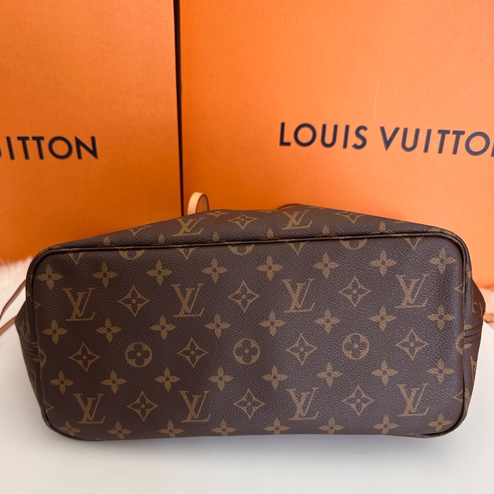 💎✨LIKE NEW✨💎 Neverfull MM Monogram - Picture 8 of 13